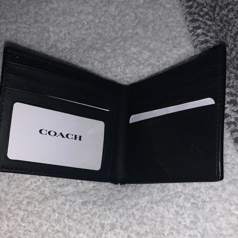 🆕 - MENS Authentic Coach Black Signature billfold WALLET - Picture 3 of 7